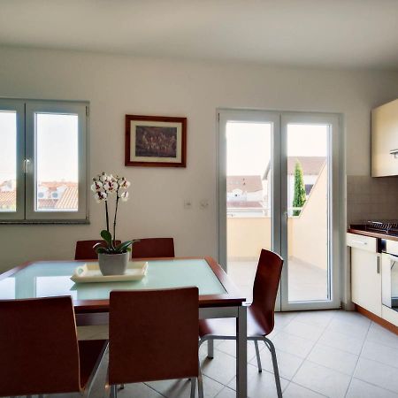 Apartments Zizic Vodice Zimmer foto