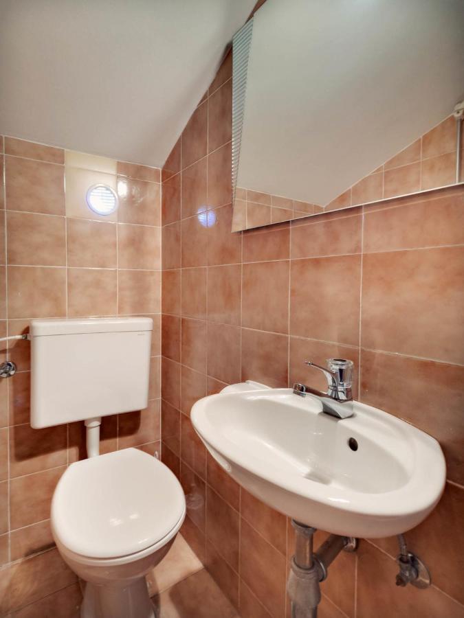 Apartments Zizic Vodice Zimmer foto
